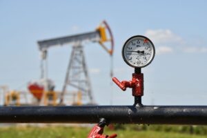 Новини України - Росії довелося значно знизити ціну на нафту для Китаю й Індії - ЗМІ