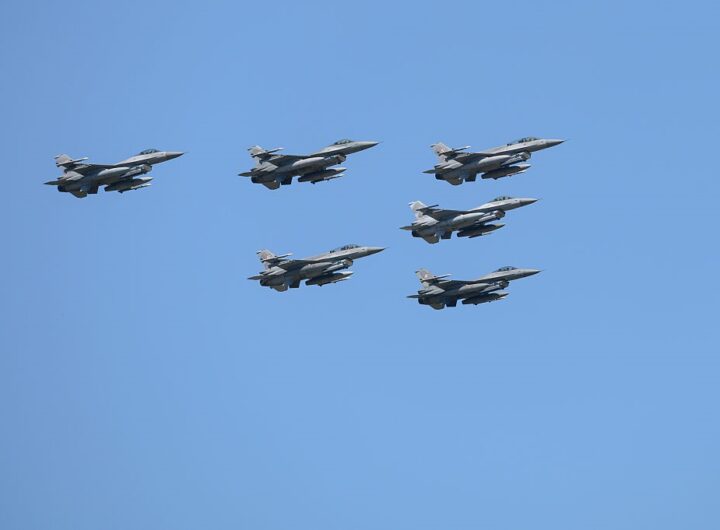 Новини світу - США перехопили російські літаки біля Аляски