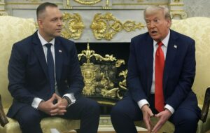 Новини світу - Трамп і Навроцький обговорили атаку російських дронів на Польщу