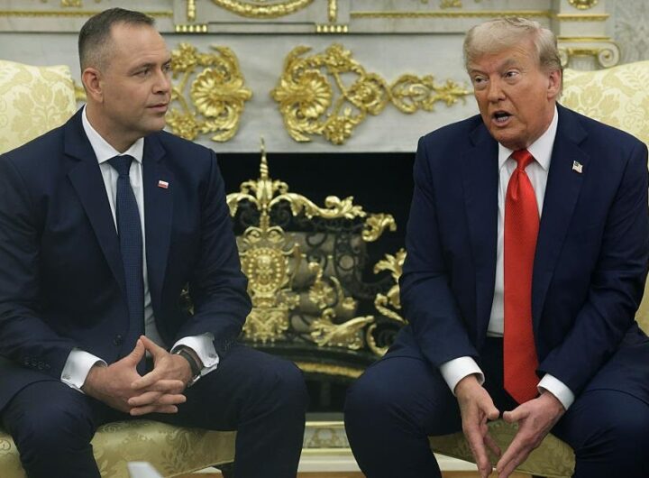 Новини світу - Трамп і Навроцький обговорили атаку російських дронів на Польщу