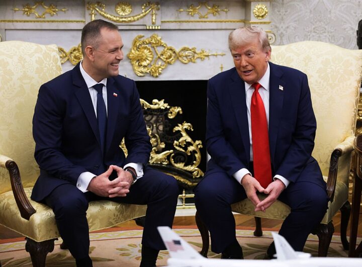 Новини світу - Трамп і Навроцький зустрілися у Білому домі