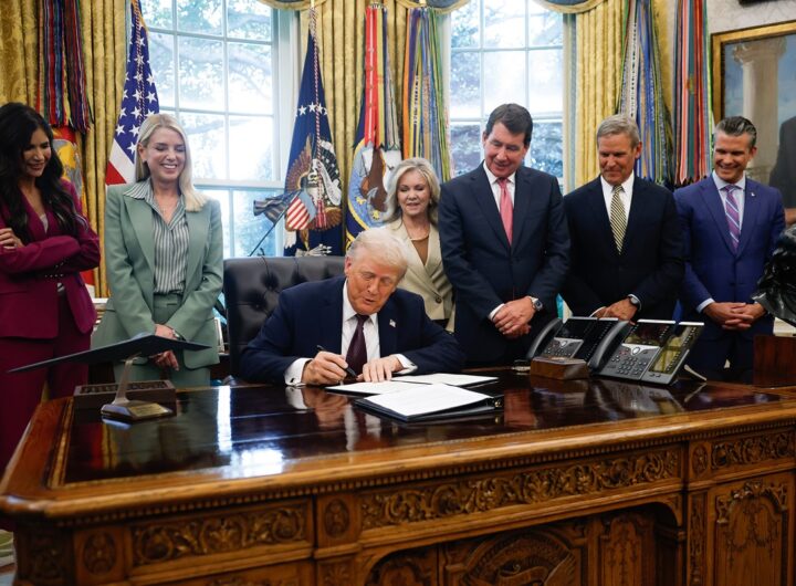 Новини світу - Трамп направляє Нацгвардію у Мемфіс