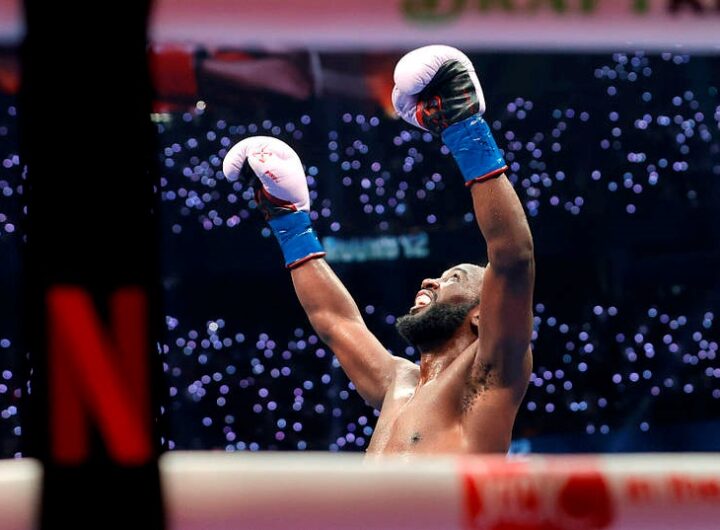 Новини спорту - Тренер Кроуфорда поділився інформацією про його перспективи