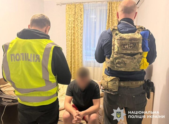 Новини України - У Києві затримали експрацівників ДПСУ, які "зливали" дані хакерам РФ