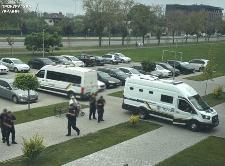 Новини України - Убивство Парубія: затриманий отримав підозру