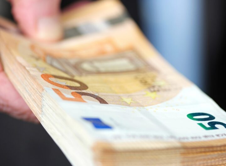 Новини України - Україна вперше поверне з-за кордону кошти, вкрадені внаслідок корупції