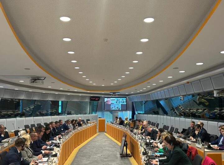Новини політики - Україна зробила історичний крок на шляху до ЄС - Кулеба