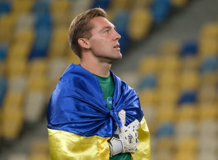 Новини спорту - Український воротар намагався виїхати з країни задля нового контракту - ЗМІ
