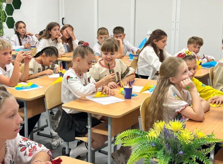 Новини України - В Україні навчальний рік розпочали 3,5 млн школярів