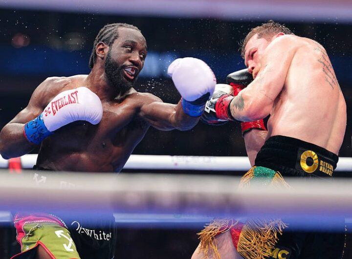 Новини спорту - Відеоогляд бою Альварес – Кроуфорд: найяскравіші моменти