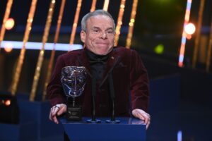 Новини культури - Ворвік Девіс зіграє у новому серіалі про Гаррі Поттера