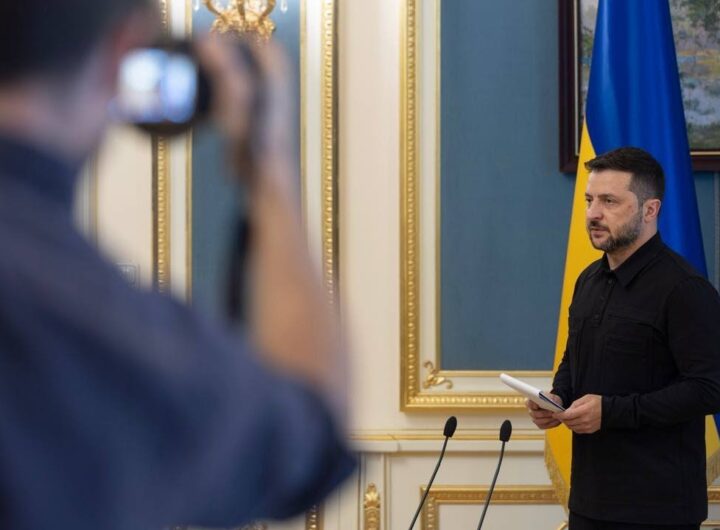 Брифінг Президента України Володимира Зеленського