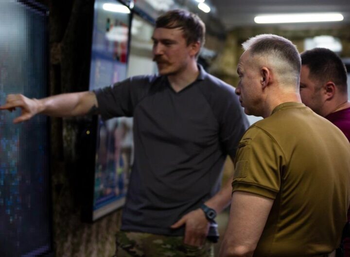 Новини України - ЗСУ відновлюють контроль на Донеччині - Сирський