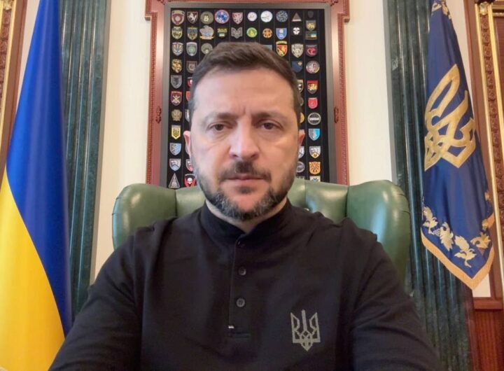 Володимир Зеленський присвоїв почесну відзнаку «Місто-герой України» 16 містам