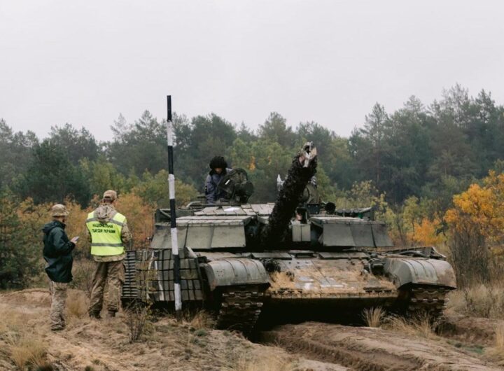 Новини України - Атаки росіян під Добропіллям захлинулися - Азов