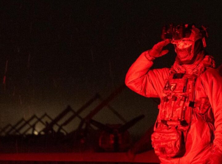 Новини України - "Далекобійні санкції" розширяться - Зеленський