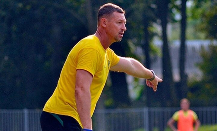 Новини спорту - Ексгравець збірної України заблокований у машині невідомими у формі