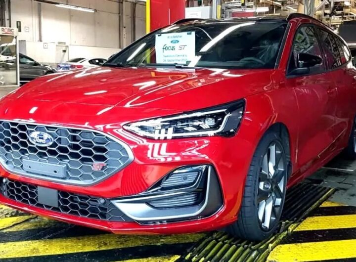 Авто новини - Ford виробив останній Focus ST