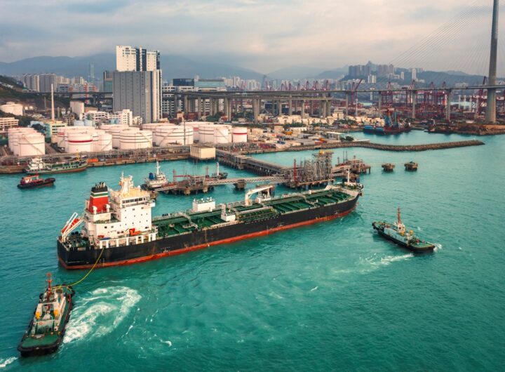 Новини бізнесу - Китай призупинив закупівлі російської нафти після санкцій США - ЗМІ