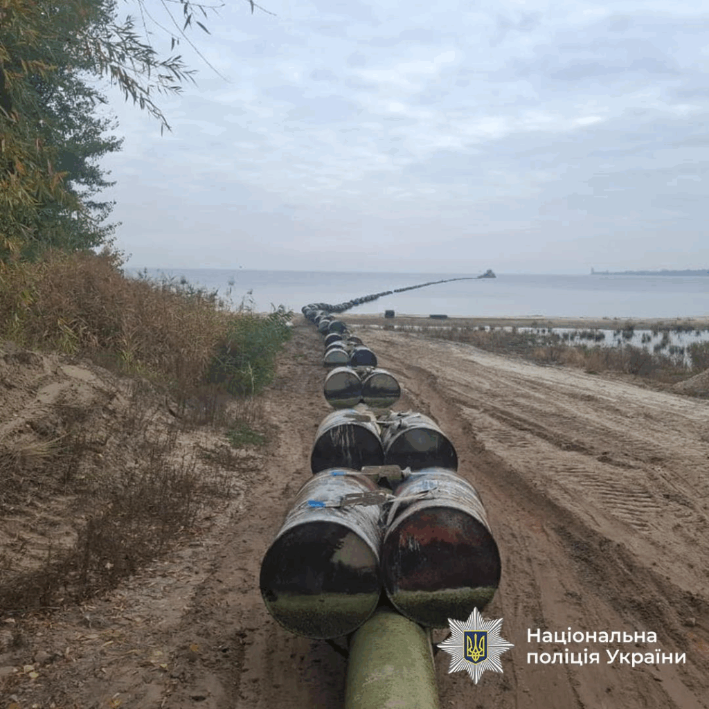 Новини України - На Кременчуцькому водосховищі викрили незаконний намив піску