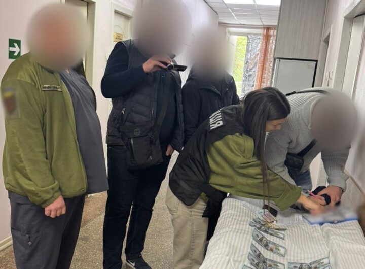 Новини України - На Одещині військового медика спіймали на хабарі