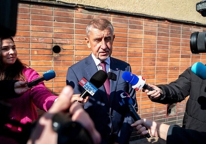 Новини світу - На виборах у Чехії перемагає партія колишнього премʼєра Бабіша