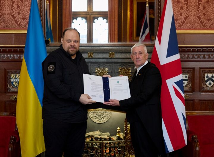 Новини України - Набула чинності угода про 100-річне партнерство Британії та України