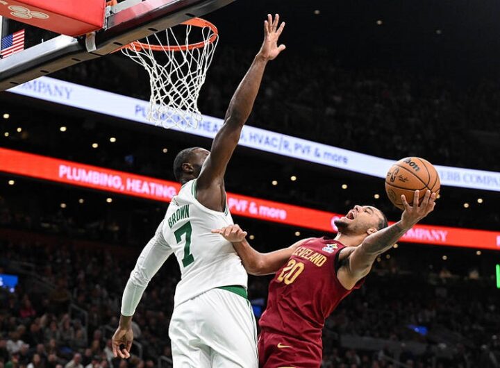 Новини спорту - НБА: Лейкерс вирвали перемогу на останніх секундах