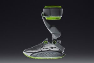 Технології - Nike представила перше у світі взуття з електроприводом