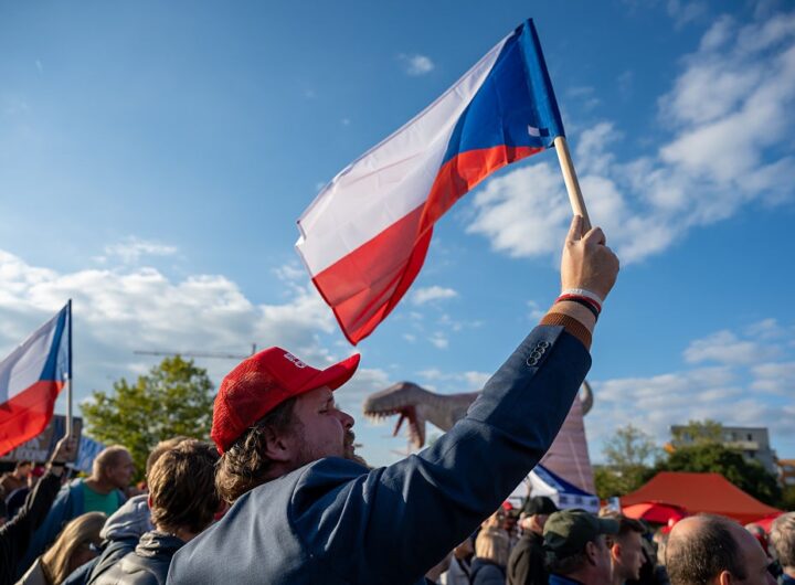 Новини світу - Парламентські вибори розпочалися у Чехії