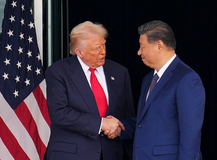 Новини політики - Трамп говорив з Сі Цзіньпіном про війну в Україні