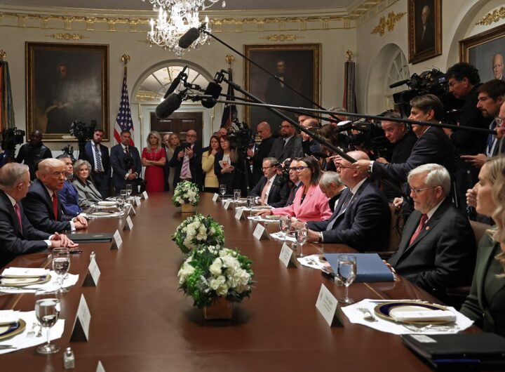Новини світу - Трамп заявив послу Австралії, що той йому не подбається