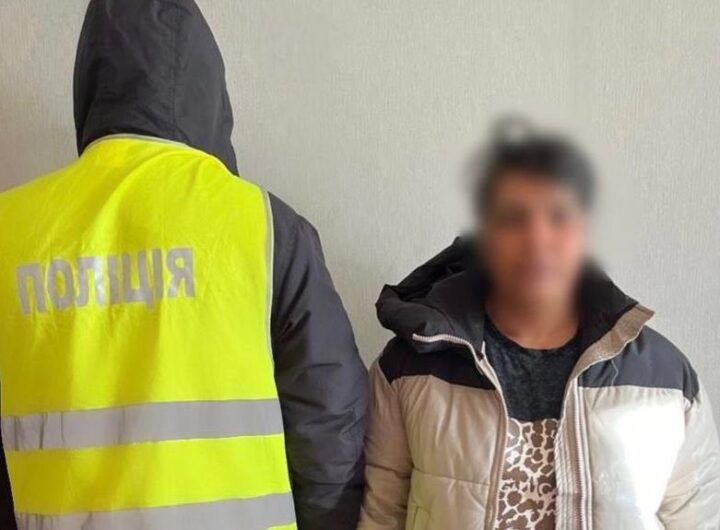 Новини Києва - У Києві "ворожка" виманила у дівчини 120 тисяч за зняття "порчі"