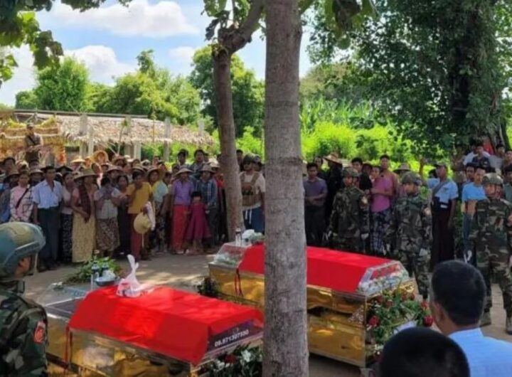 Новини світу - У М'янмі на антиурядовий протест скинули дві бомби: багато жертв
