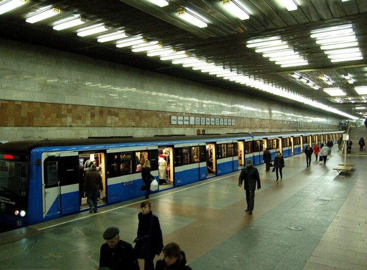Новини Києва - У метро Києва пасажир впав на колії