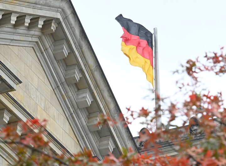 Новини світу - У Німеччині закликали обмежити кількість українських чоловіків у країні