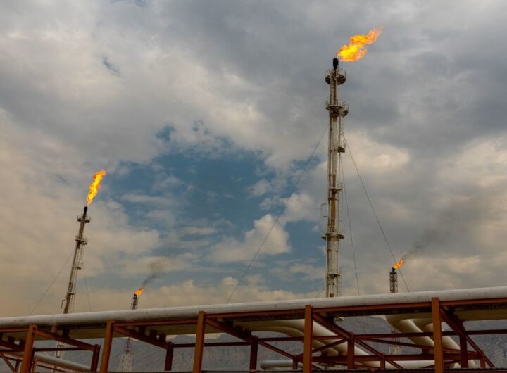 Новини світу - В Ірані знайшли велике родовище газу