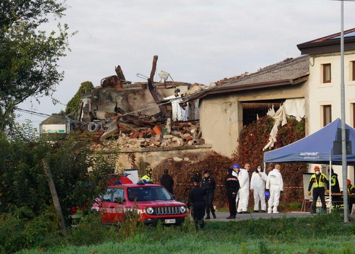 Новини світу - В Італії троє копів загинули внаслідок вибуху під час виселення родини