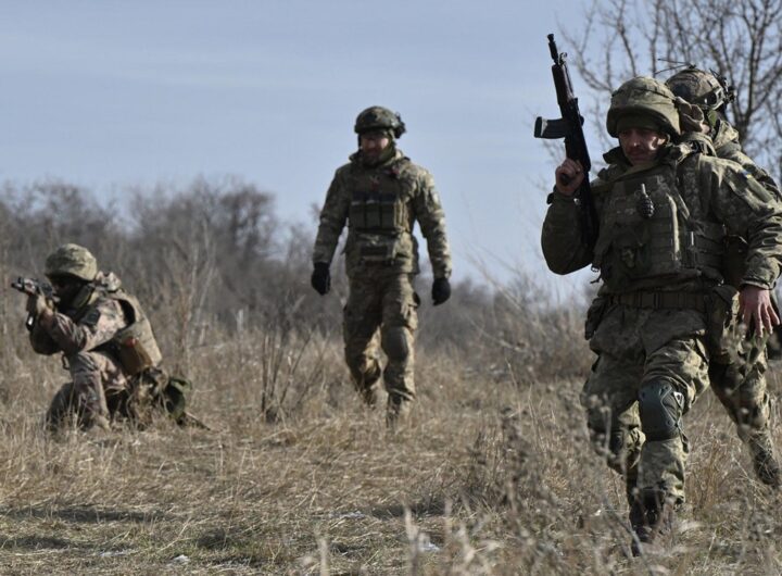 Новини України - ВМС показали знищення складу БК росіян в районі Кінбурнської коси