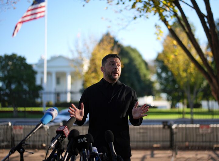 Новини України - Зеленський говорив з Трампом про гарантії безпеки
