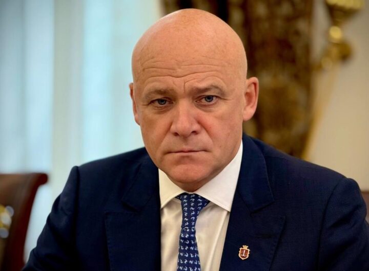 Новини України - Зеленський пояснив ситуацію з громадянством Труханова