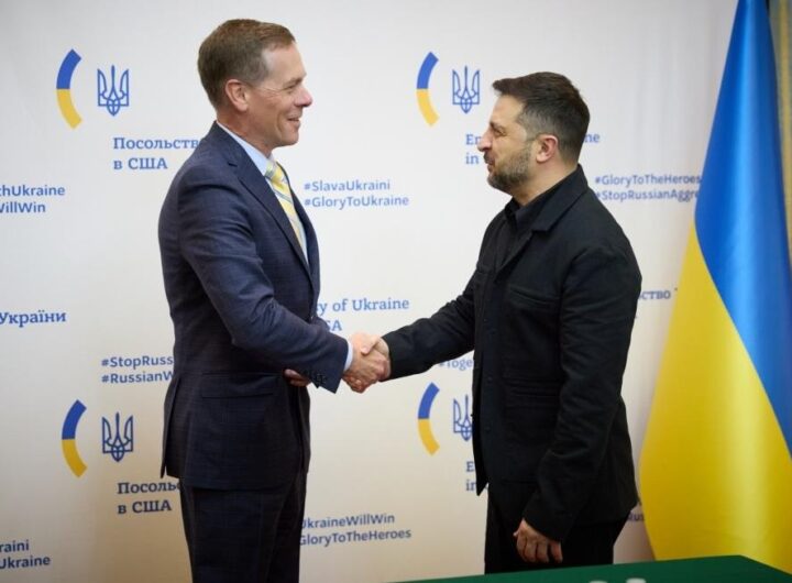 Новини України - Зеленський зустрівся із виробником Patriot
