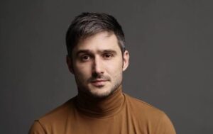 Новини культури - Андрій Федінчик показав, як відновлюється після операції на спині