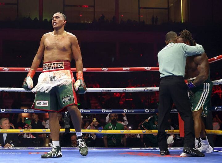 Новини спорту - Бенавідес розгромив Ярда в титульному бою за пояс WBC