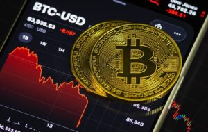 Новини бізнесу - Біткоїн має найгірші місячні показники з 2022 року