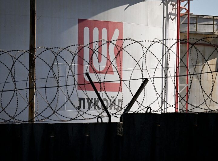 Новини бізнесу - Бюджет Росії втрачає сотні мільярдів рублів через санкції Трампа - ЗМІ