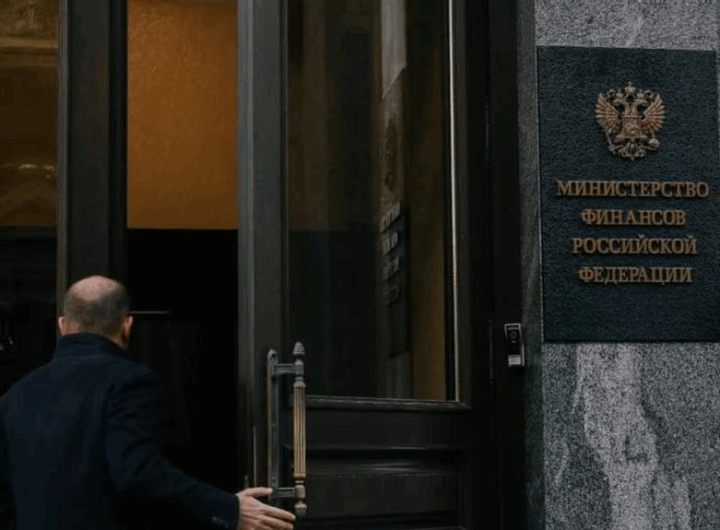 Новини України - Економіка Росії тріщить: регіони не витримують тиску війни