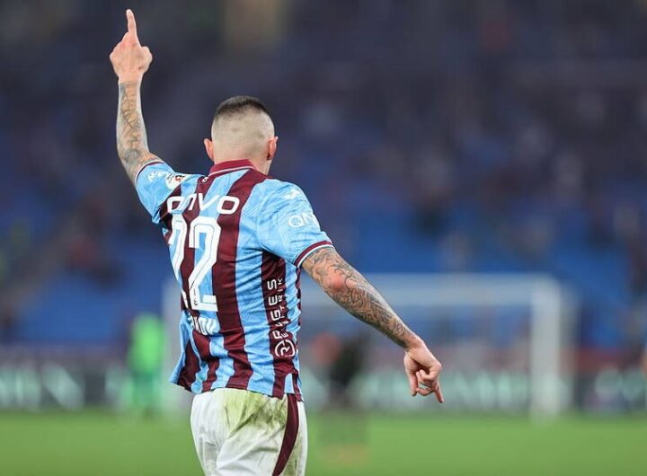 Новини спорту - Футболіста збірної України відзначили почесною нагородою