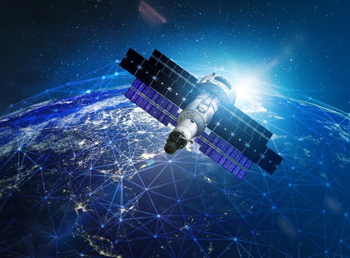 Технології - Google планує розміщувати дата-центри штучного інтелекту в космосі