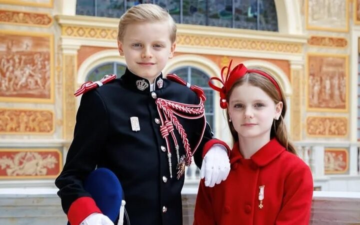 Новини культури - Князівська родина Монако опублікувала нові портрети Жака та Габріелли